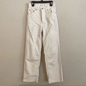 Levi’s Ribcage Ankle Straight Corduroy Pants
